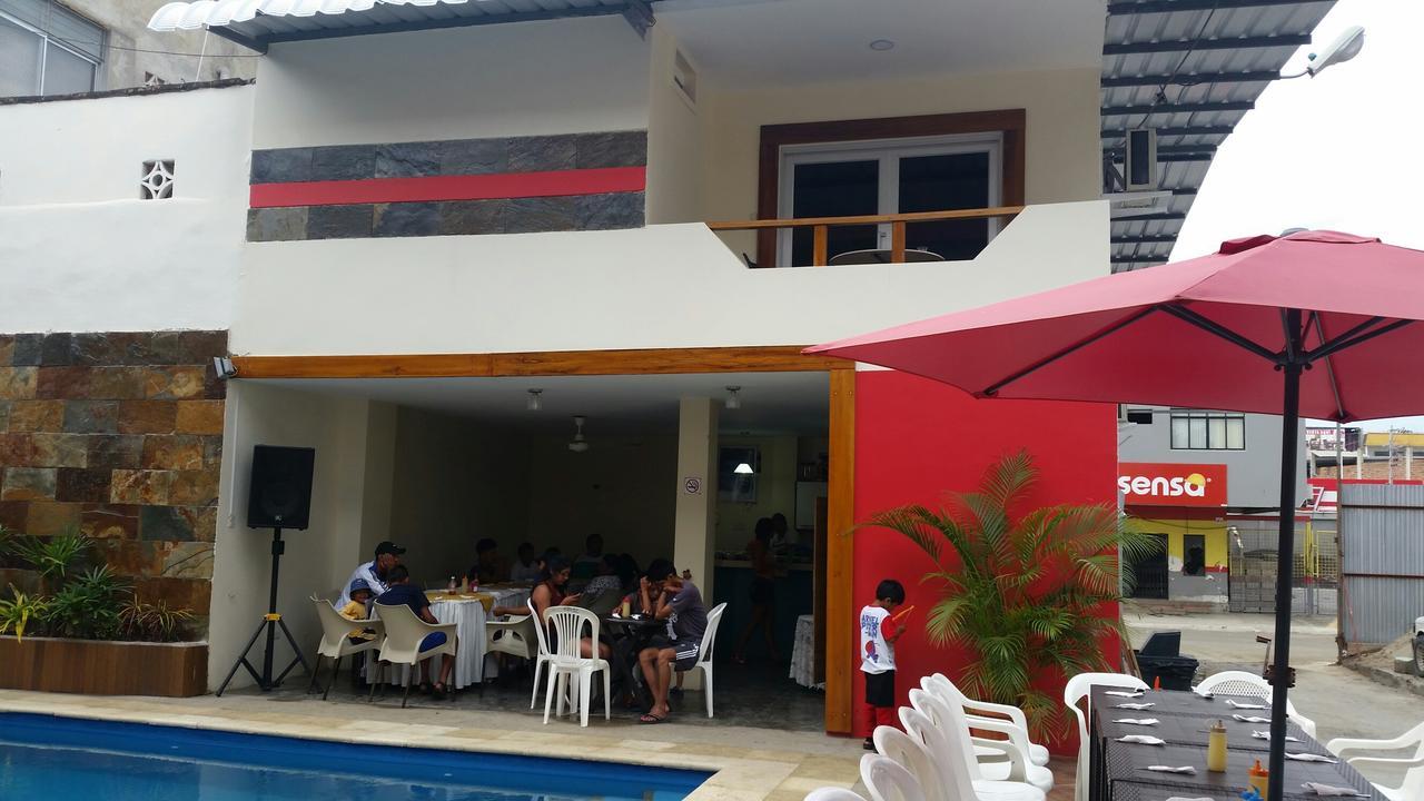 Hostal Las Velas Hotel Manta Bagian luar foto