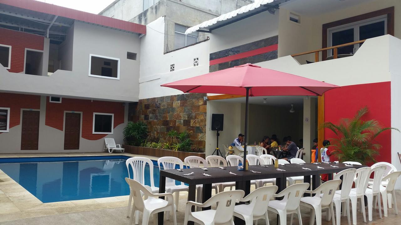Hostal Las Velas Hotel Manta Bagian luar foto