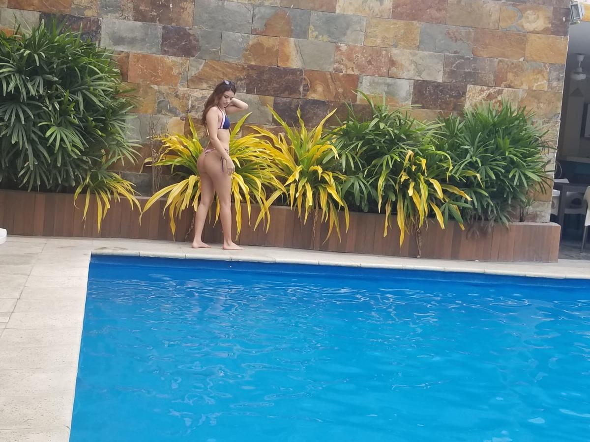 Hostal Las Velas Hotel Manta Bagian luar foto
